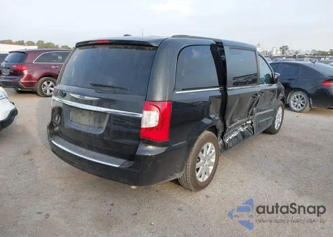 2016 Chrysler Town & Country Touring from USA, damaged, VIN 2C4RC1BG1GR290926